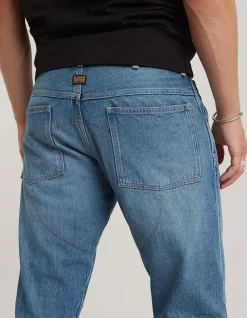 5620 3D Regular Straight Fit Jeans