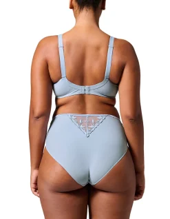 Andora Rigid Seamless Bra with Guipure Trim