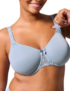 Andora Rigid Seamless Bra with Guipure Trim