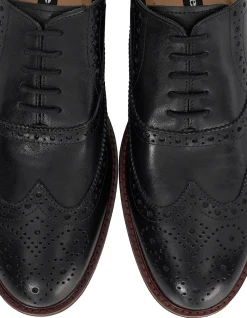 BALTICS LACE UP BROGUE
