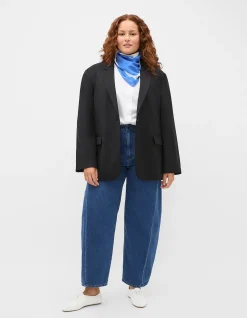 BARREL LEG POCKET JEAN