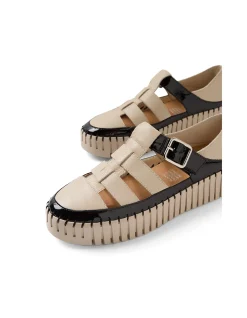Bentaya Patent Leather Fisherman Platforms