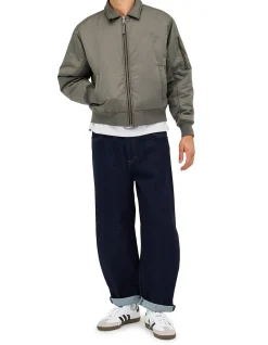 BOMBER