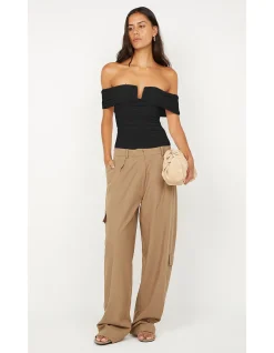CAMILLE OFFSHOULDER TOP