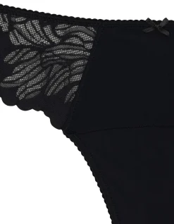 Camille Thong Light Absorbency