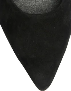 CASSIE FLAT