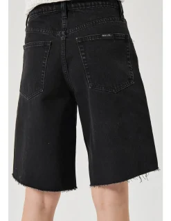Charlotte Short