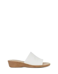 Coco Sandal with Bounce Footbed