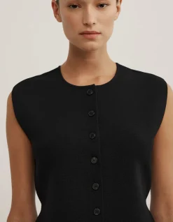 Compact Knit Vest