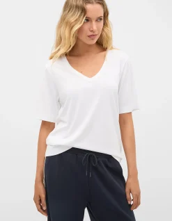 COTTON V NECK RELAXED TEE