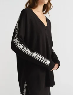 D-LUXE LOGO PANEL KNIT TOP