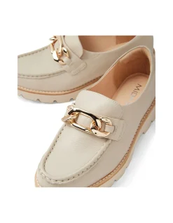 Drizza Chain Detail Leather Loafers