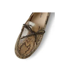 Eliney Versatile Leather Loafer Flat