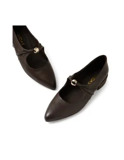 Eloquent Gold Button Leather Flats