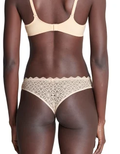 ESCALE TANGA