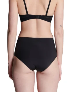 Essentiel Control Brief