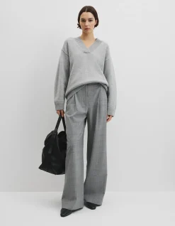 Extrafine Merino Longline V-Neck Neck Knit
