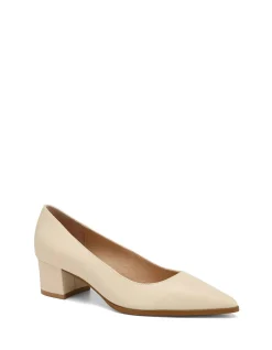 Fae Vintage Ivory Leather Pump