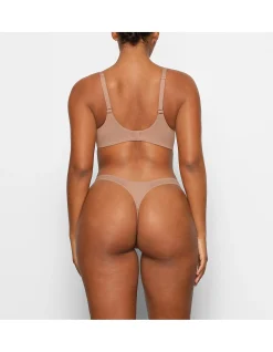 FITS EVERYBODY PUSH UP DEMI BRA