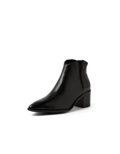 Fondue Pointed Heel Leather Ankle Boots