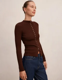 FRANCIS BUTTON DETAIL TOP