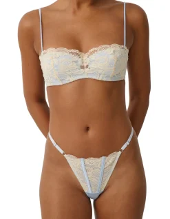 Frida Thong