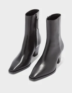 HEDVIG LEATHER ANKLE BOOT