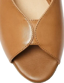 HILDA HEEL