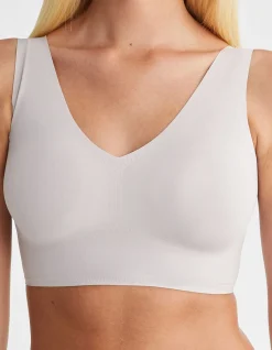 INVISIBLES COMFORT LIGHTLY LINED BRALETTE V NECK
