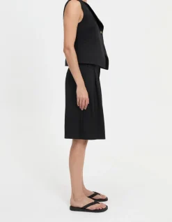 Junia Vest