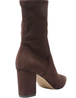 KARLY BOOT