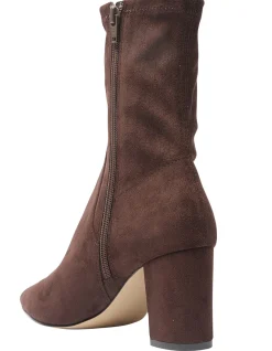 KARLY BOOT