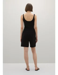 KEELY SHORT