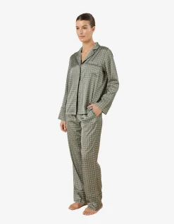 KIENNA GEO PRINTED SILKY SATIN PJ SET