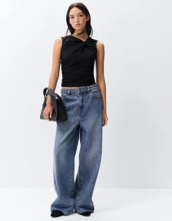 KNOT DETAIL SLEEVELESS TEE