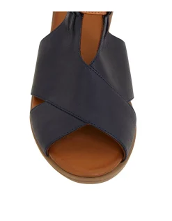 LAGUNA FLAT SANDAL