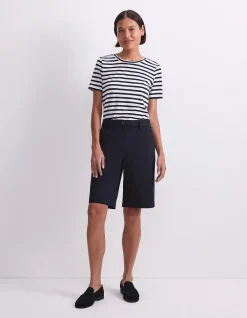 LAURA CHINO SHORT