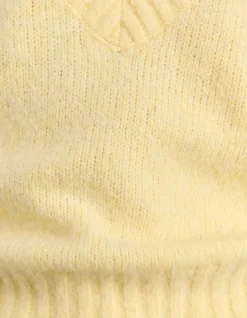 LILY FLUFFY V NECK KNIT