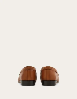 LOAFER WITH TASSEL DETAIL