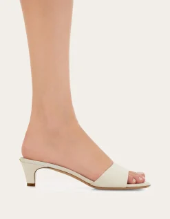 LOW HEELED MULE