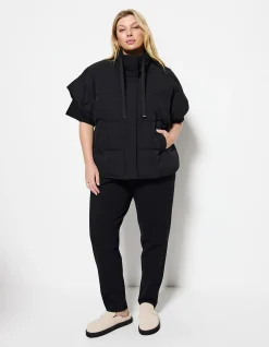 MACIE GILET