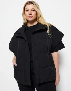 MACIE GILET