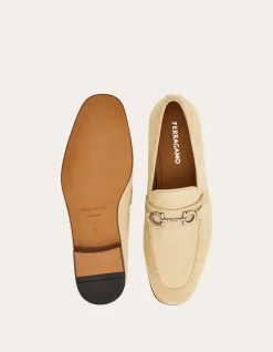 MOCCASIN WITH GANCINI ORNAMENT