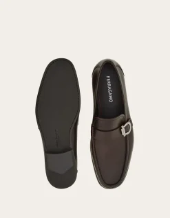 MOCCASIN WITH GANCINI ORNAMENT