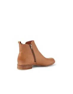 Nakta Low Heel Leather Ankle Boots