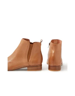 Nakta Low Heel Leather Ankle Boots