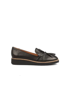 Opitto Black Leather Flat Shoes