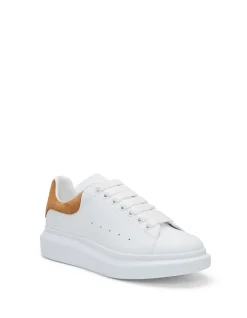 OVERSIZED SNEAKER