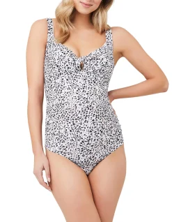 PEBBLES ONE PIECE
