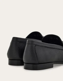 PENNY LOAFER